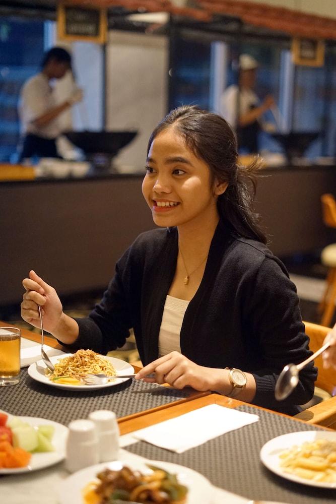 Horison Ciledug Jakarta Eksteriør billede